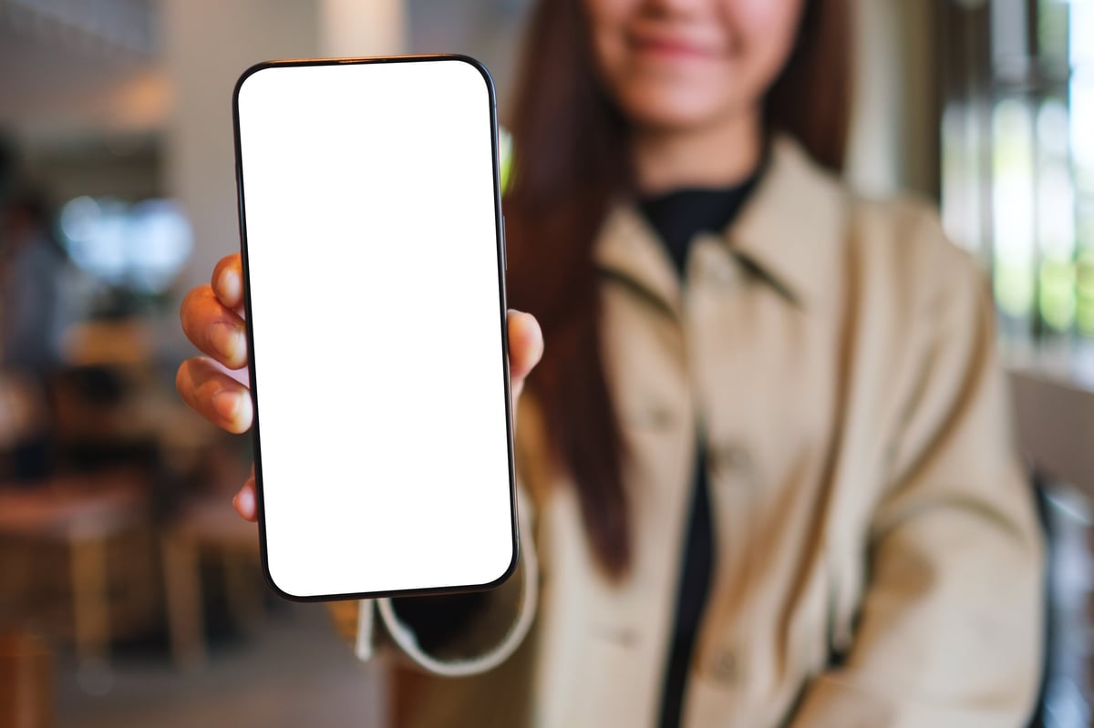 Mobile phone hotspot as backup internet