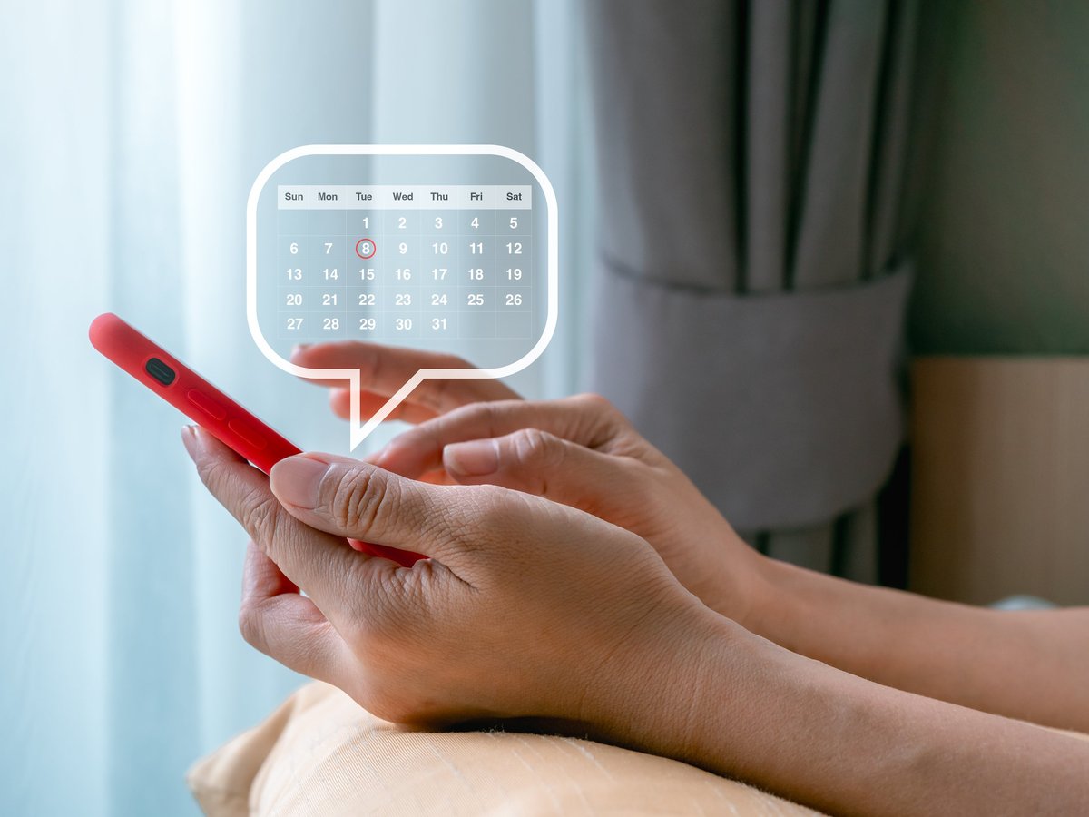 Calendar and scheduling app on phone